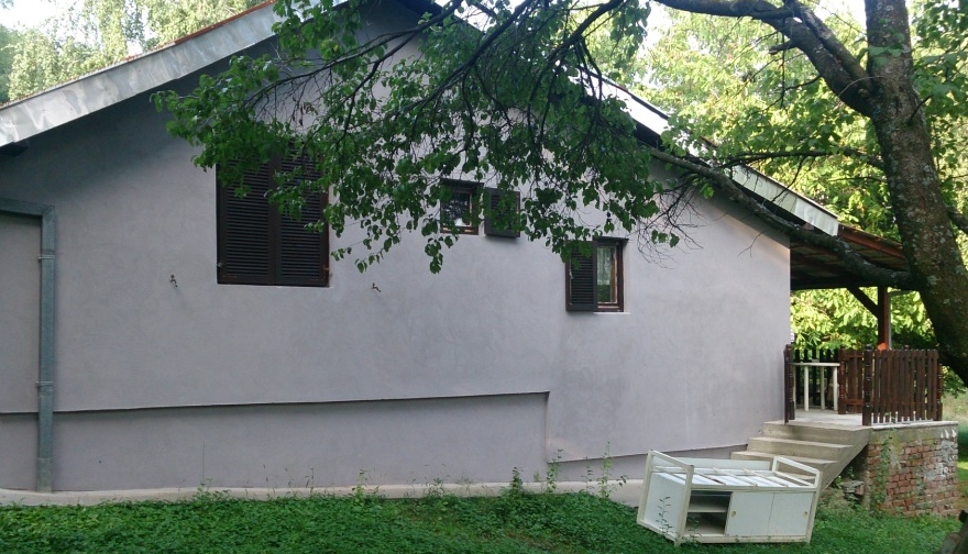 Prodaje se vikendica u Vrdniku